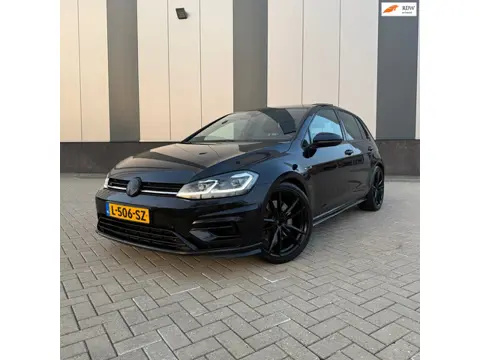 Volkswagen Golf 7.5 R 2.0 TSI 4Motion 300PK DSG | Panorama | Digital Dash | BTW Auto