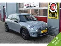 MINI Mini Electric Basic 33 kWh O.a: Navi, Clima, Cruise, Carplay, All-Season banden, Etc..  Rijklaa