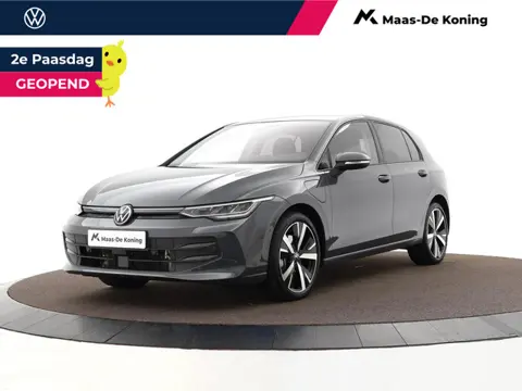 Volkswagen Golf 1.5 eHybrid 204pk DSG Life Edition · Camera · Apple/Android Car Play · Stoel & Stuur