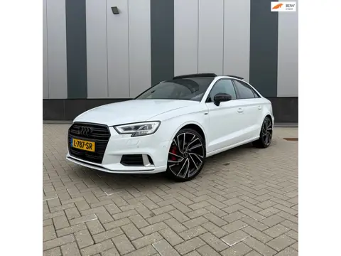 Audi A3 Limousine 1.4 TFSI CoD S-Tronic 2016 Automaat | Panorama | Top staat