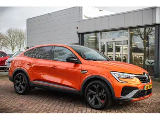 Renault Arkana E-Tech Hybrid 145 R.S. Line | Trekhaak | Fabrieksgarantie tot 2-2028 max. 100.000 km