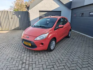 Ford Ka 1.2 Comfort start/stop,Airco Elektrische ramen,Nieuwe apk,Zeer lage kmst.