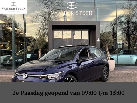 Volkswagen Golf 1.4 eHybrid Style Memory Seats | Panoramadak