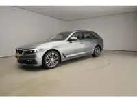 BMW 5 Serie Touring 520i Sportline /  Standkachel / Sportstoelen / Park assist / Camera / Alu wielen