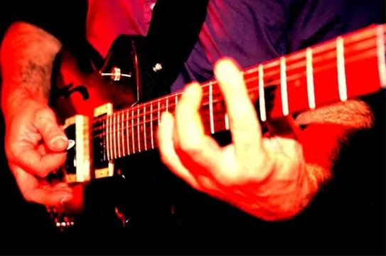 Gitaar-, drum- en basles in Doetinchem