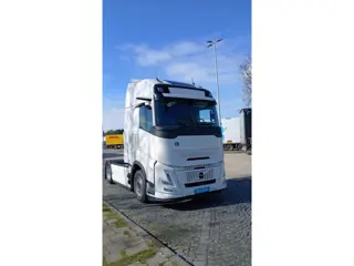 Volvo FH 500 AERO 4x2 XXL PTO I-Parc Cool RETARDER