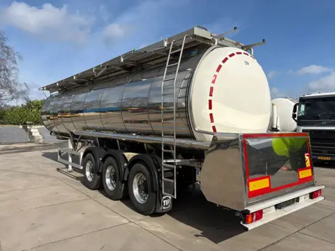 Feldbinder Tankoplegger 34000L 3 kamers FOOD VERHUUR / RENT