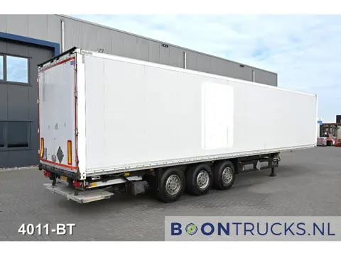 Schmitz Cargobull SKO 24 BOXTRAILER * 2x LIFT AXLE * NL TRAILER * APK 09-2026 * TAIL LIFT DEFECT