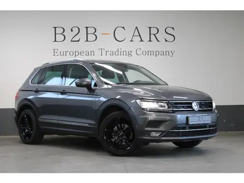 Volkswagen Tiguan 1.5 TSI ACT Highline LED - Stoelverwarming - Camera