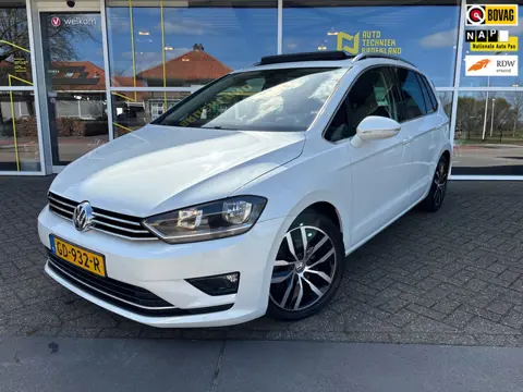 Volkswagen Golf Sportsvan 1.2 TSI Highline | Trekhaak | Pano | Stoelverwarming