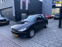 Peugeot 206 1.4 XT 2e Eigenaar! Automaat NAP APK 1 Jaar