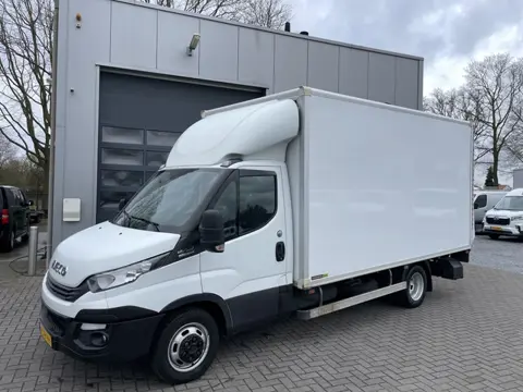 Iveco Daily 40C18 Aut. Bakwagen met laadklep (1000 kg)
