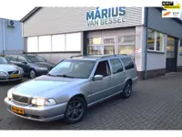 Volvo V70 2.5-10v Automaat Sand Silver 144 pk
