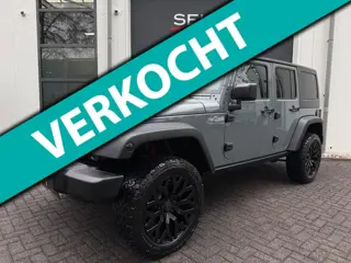 Jeep Wrangler Unlimited 3.6 Sahara AUT 4x4 Brute/LED/Verhoogd/Bluetooth/Navigatie/20 Inch/Cruise/Air