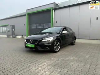 Volvo V40 2.0 D3 Business Sport R-line Cruise Airco Distributieriem nieuw Zeer goed onderhouden!!