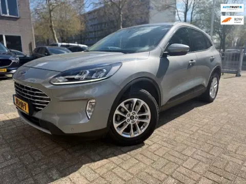 Ford KUGA 1.5 EcoBoost Titanium X Navi/Camera/Trekh