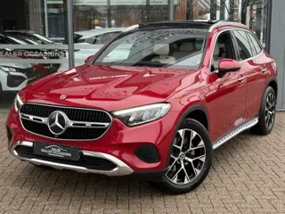 MERCEDES-BENZ GLC-KLASSE 300DE 4MATIC AMG LINE PANORAMA LEER NAVI PDC360GR.