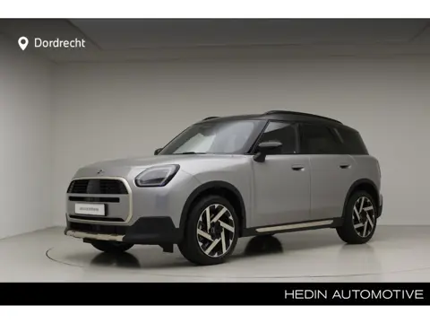 MINI Countryman C Favoured Trim | Pakket XL | 19" Kaleido Spoke 2-tone