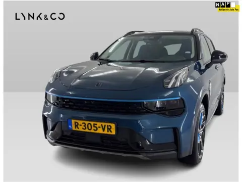 Lynk & Co 01 1.5 261pk PHEV 7DCTH | Orig.NL | PanoramaDak | 360 graden Camera | Carplay |