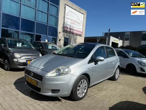 Fiat Grande Punto 1.2 Dynamic 5-drs, Airco, APK 12/26, Panorama dak