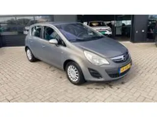 Opel Corsa 1.2-16V Anniversary Edition Automaat Airco