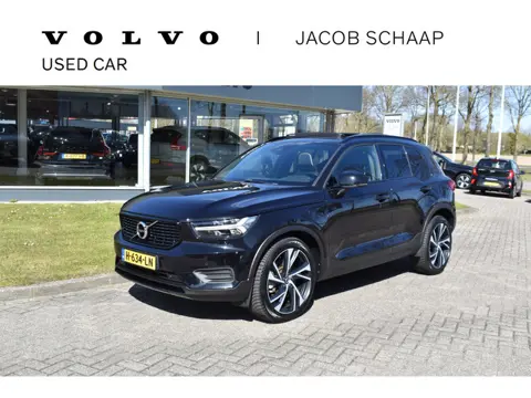 Volvo XC40 T5 262PK Twin Engine R-Design | Panodak | ACC | Camera | Stoelverwarming | 20"LMV