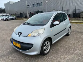 Peugeot 107 1.0-12V XS Urban Move 3drs. Airco