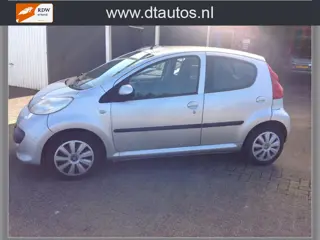 Peugeot 107 1.0-12V XS