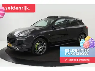 Porsche Cayenne 3.0 S E-Hybrid | Panoramadak |  Stoel & stuurverwarming | Leder | Camera | BOSE Soun