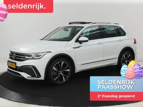 Volkswagen Tiguan 1.4 TSI eHybrid R Line | Panoramadak | Leder |  Stoelverwarming | Trekhaak | 360 C
