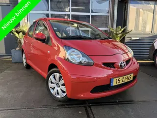 Toyota Aygo 1.0-12V Plus Automaat Airco 5drs! NAP! Inruil mogelijk!