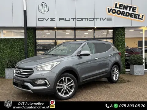 Hyundai Santa Fe 2.2 CRDi 4WD Comfort 7p. | Leder | Camera | ACC