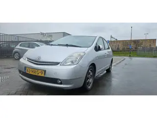 Toyota Prius 1.5 VVT-i Business Edition ..OP AFSPRAAK BELLEN AUB.