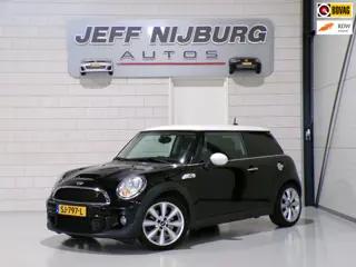 Mini Mini 1.6 Cooper S Pepper 184PK Xenon Bluetooth Navigatie Leer 17"Velgen Climatronic Cruise-cont