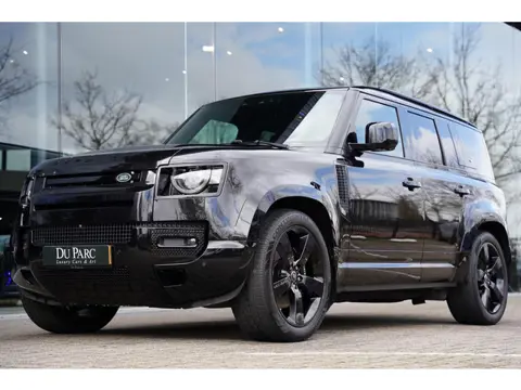 Land Rover Defender 110 P400 E X-Dynamic HSE Black & Tan Leder / 22 Inch / Panoramadak