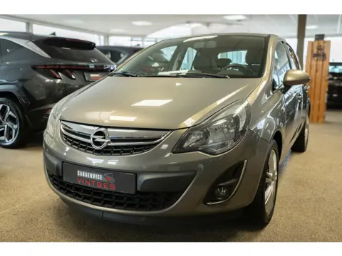 Opel Corsa 1.2-16V BlitZ PDC, Clima, Navi, 5DR, L/m velgen, Trekhaak!