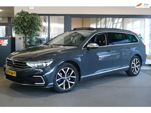 Volkswagen Passat Variant 1.4 TSI PHEV GTE 218PK Pano Leder Virtual Trek Cam Acc Pdc