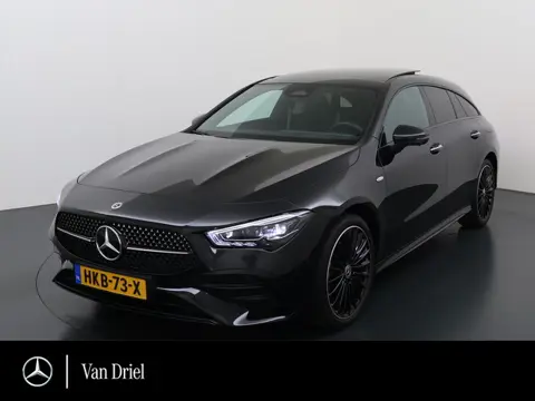 Mercedes-Benz CLA-Klasse Shooting Brake 250 e AMG line | Pano HUD Memory Multibeam Sound