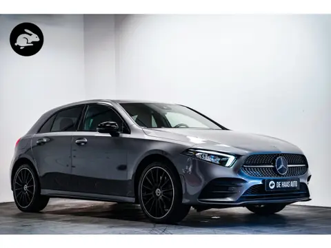 Mercedes-Benz A-Klasse 250 e AMG|19 inch|Diamant gril|Camera|Mbux high end