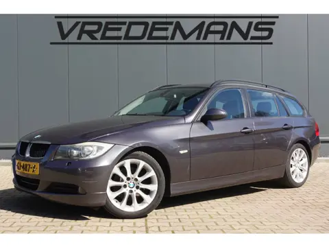 BMW 3-serie Touring 320d High Executive