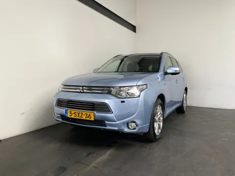 Mitsubishi Outlander 2.0 PHEV instyle (bj 2013, automaat)