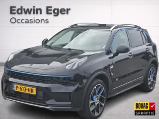 Lynk & Co 01 1.5 | Panoramadak | Adaptieve Cruise Control | Dodehoek Detectie | Achteruitrijcamera |