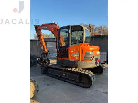 Doosan DX85R-3 (bj 2016)