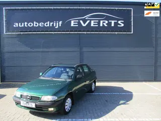 Opel Astra 1.6i Fresh 150277 Km Nap Airco stuurbekrachtiging boekjes aanwezig Distributie en dynamo 