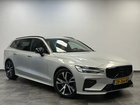 Volvo V60 2.0 T5 R-Design Cruise/Climate ! 2e Paasdag geopend van 12.00 tot 17:00u !