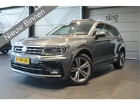 Volkswagen Tiguan 1.5 TSI ACT R-LINE navi camera leer pano trekhaak !!