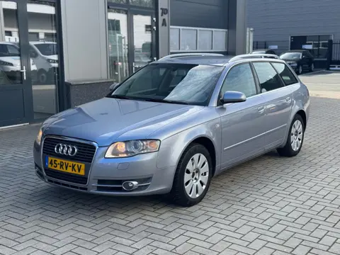 Audi A4 Avant 2.0 TDI Pro Line APK 07-04-2027
