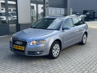 Audi A4 Avant 2.0 TDI Pro Line APK 07-04-2027