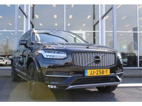 Volvo XC90 D5 AWD Inscription | Luchtvering | B&W Audio | Nappa-Leder | Schuif/kanteldak | Head-Up |