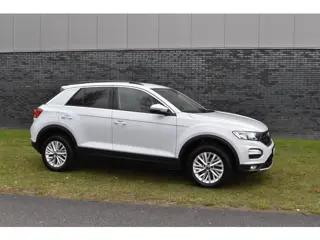 Volkswagen T-Roc 1.5 TSI Automaat Navi parkeer-camera